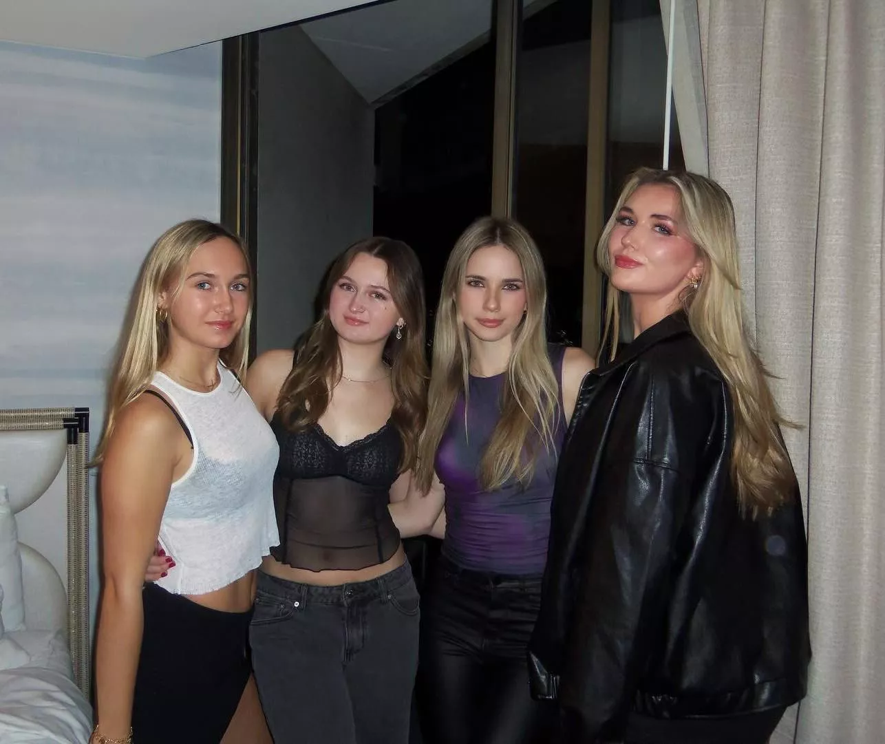 Casual Girls  posted by Fatta_the_lan1992