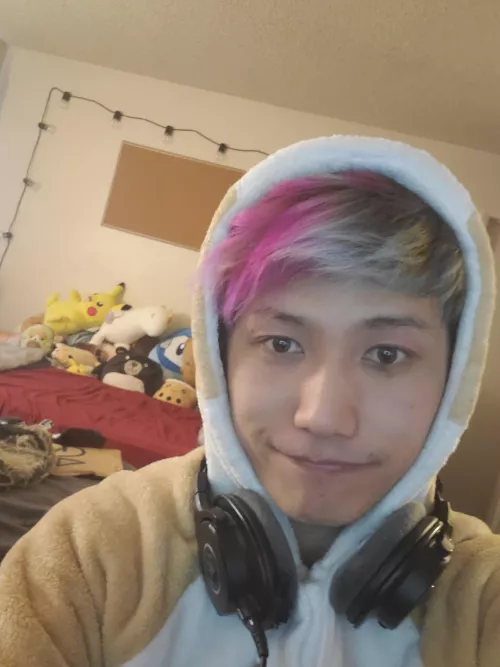 Getting ready to game and be somewhat productive  by DjDoubleT777