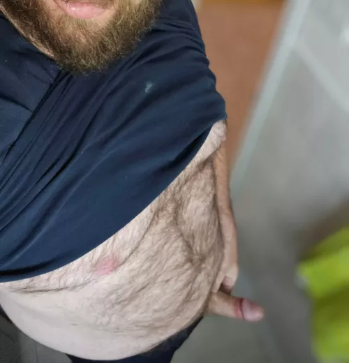 I'm new here. Do I belong? Say hi if I do  by breakfastpizza11