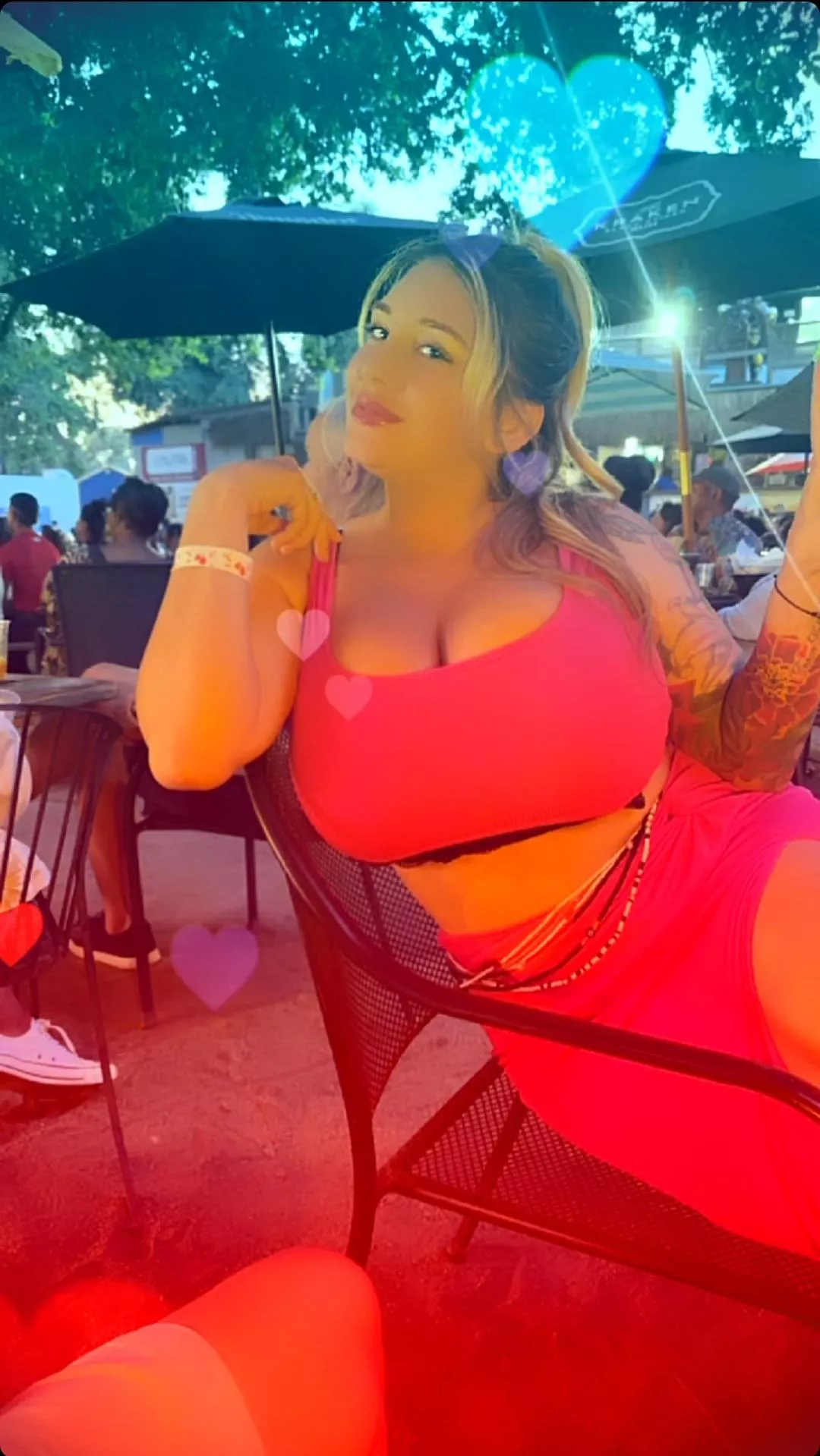 In pink  posted by rudeNwrecked