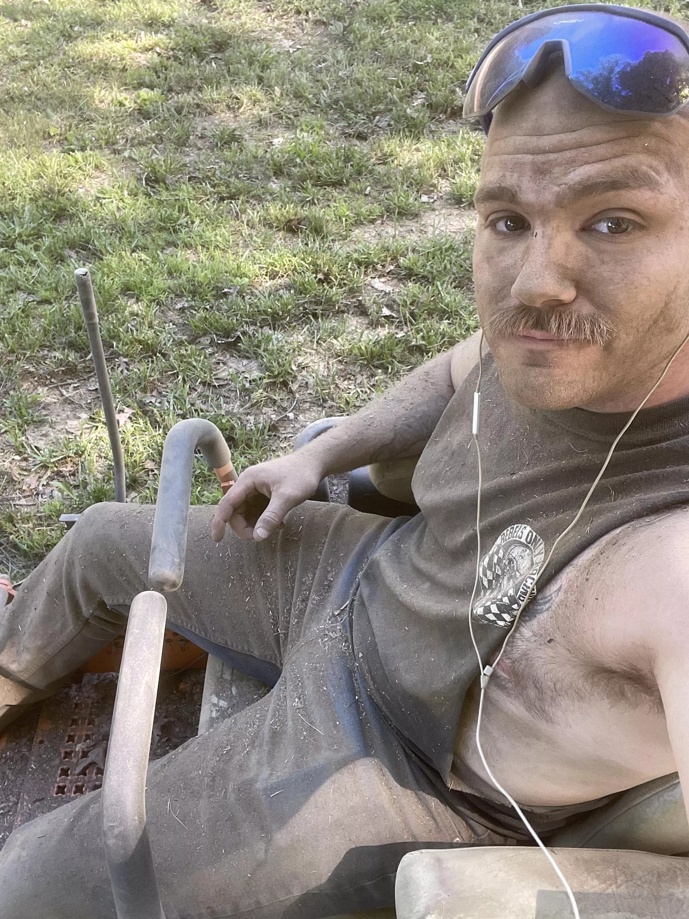 putting in a hard days work to get rewarded at home! posted by sdcrazy83