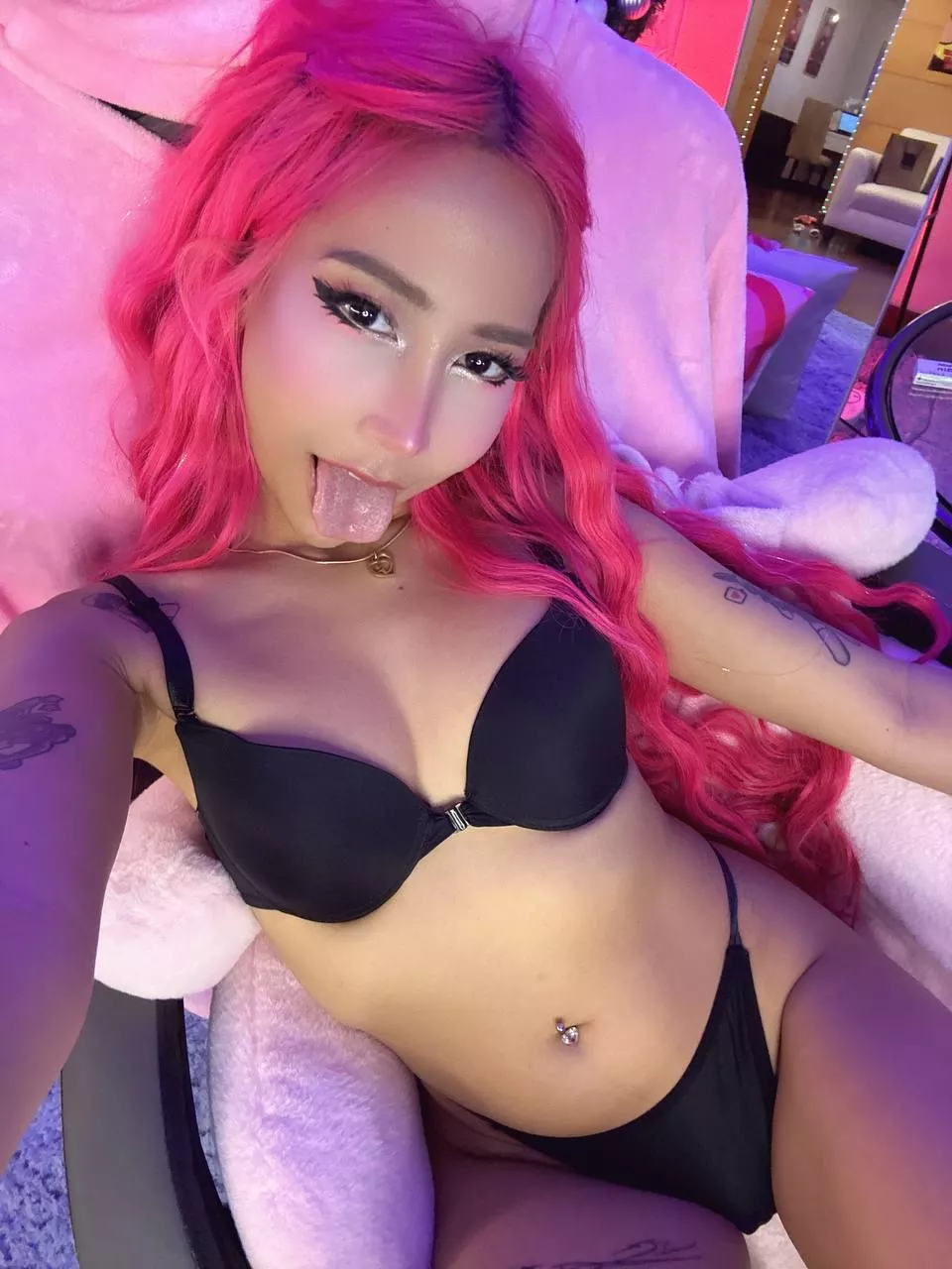 This gamer is beyond ready to be played with posted by ElenaLaVolpe