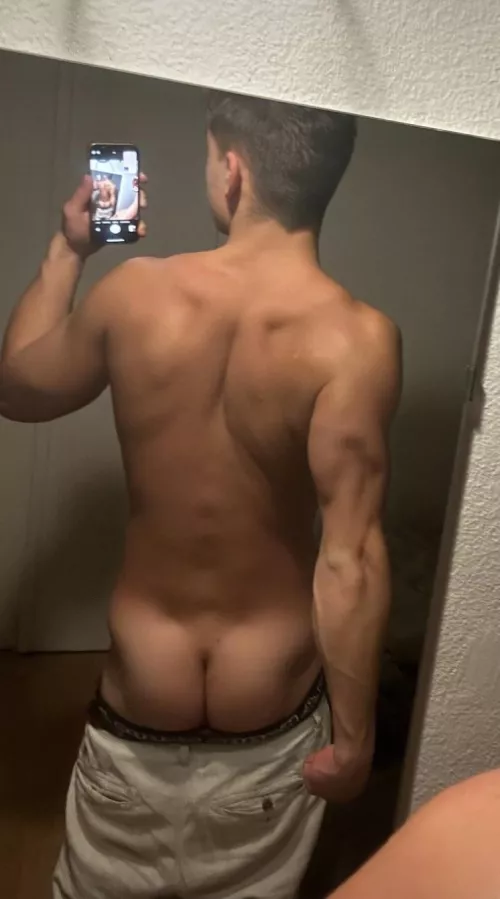 (19)Rate my ass from 1 to 10 by Select_Equipment4297