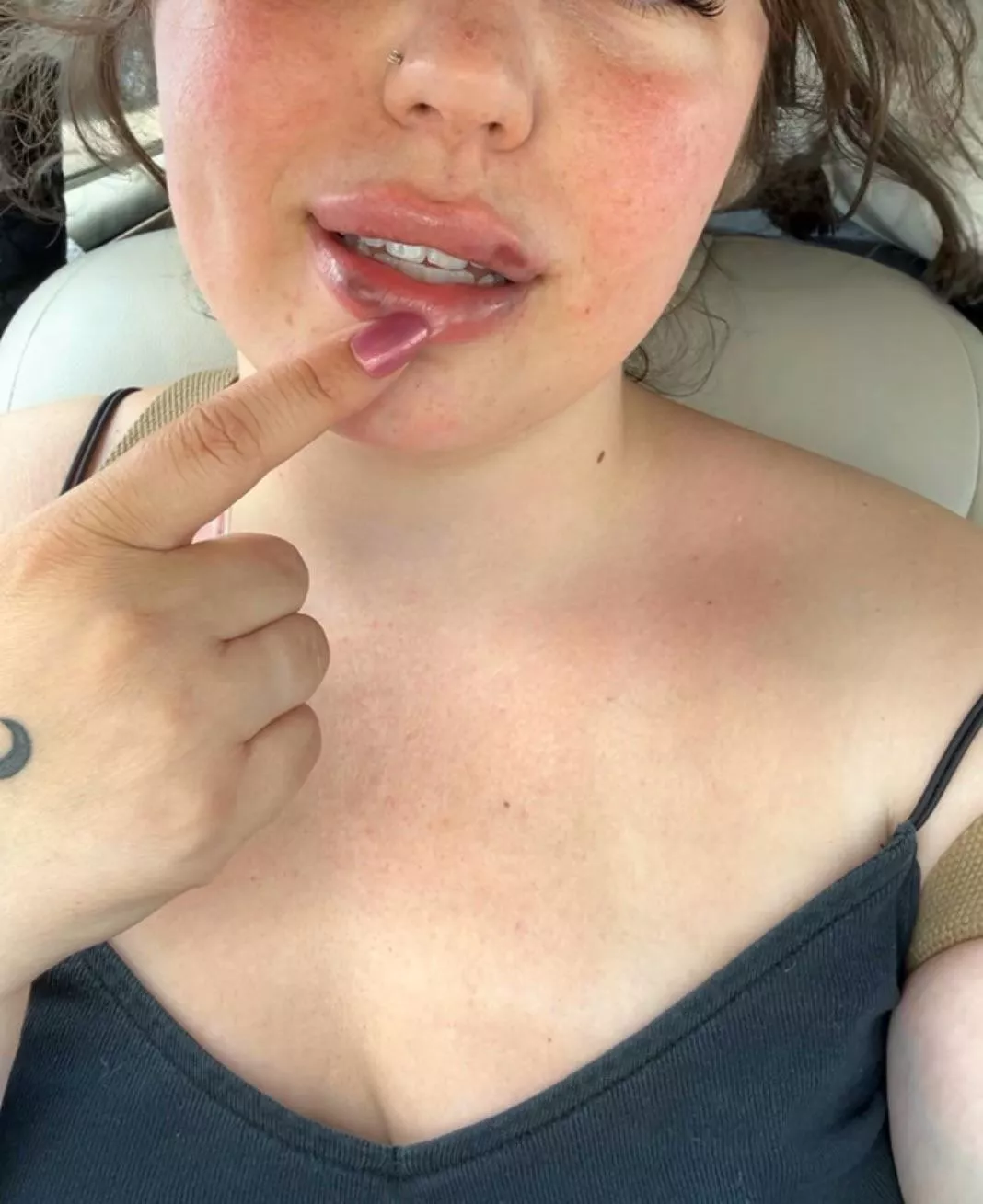 Any cakes out there that like this kind of treatment? [F29] posted by anothershyslut