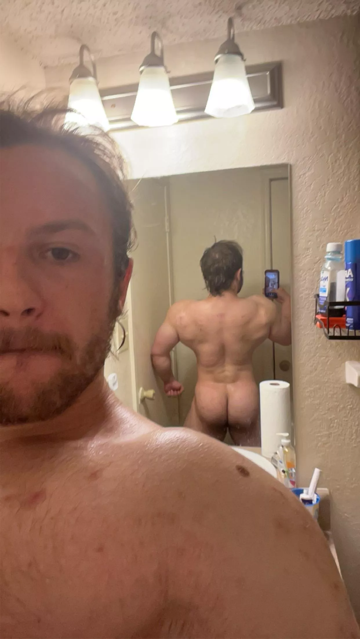 Can you tell I did squats today posted by Musclestud101