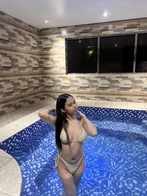 Good eve by Maehotty1