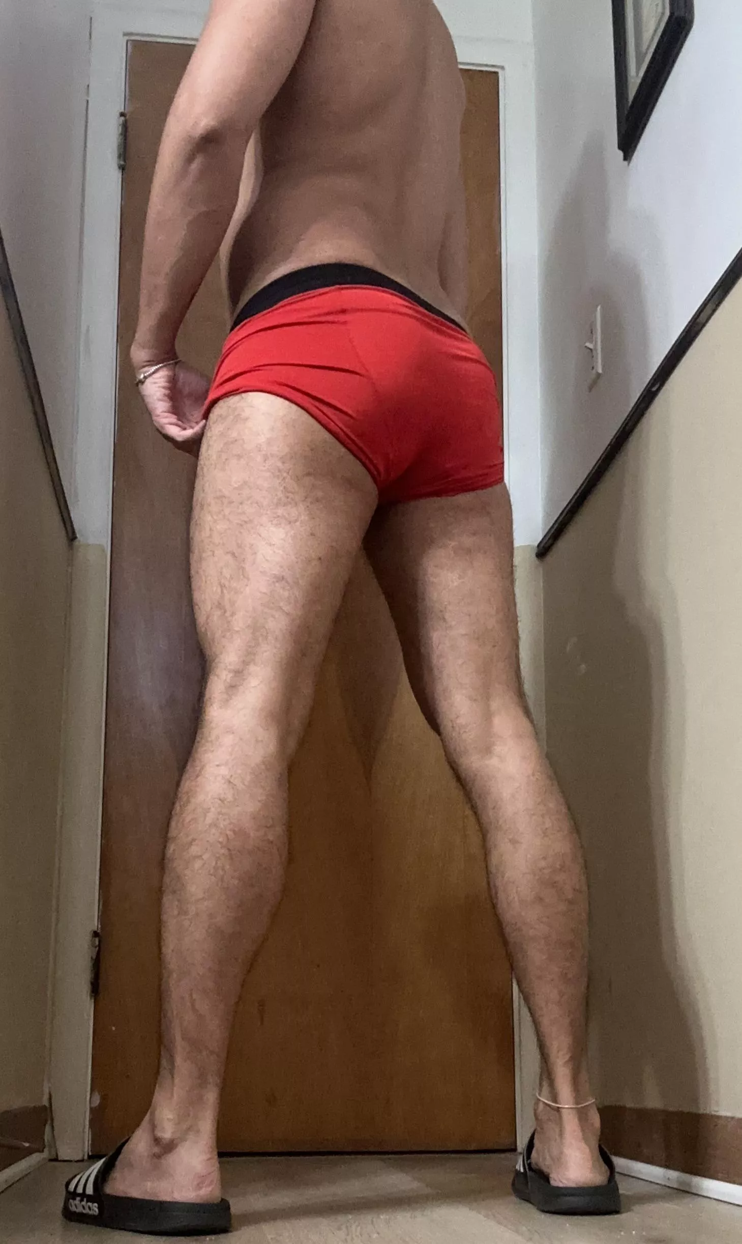 Leg day gets glutes burnin' posted by Mornng_wood