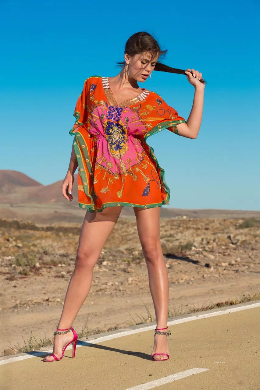 Little Caprice posted by Pilotman08