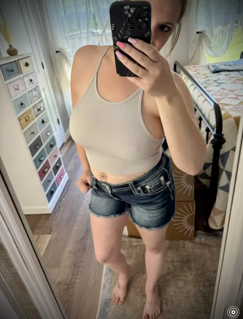 My wife’s grocery shopping outfit by ztravis131