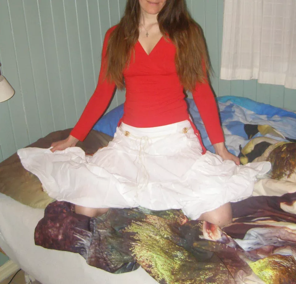 Red and white posted by isa_bea