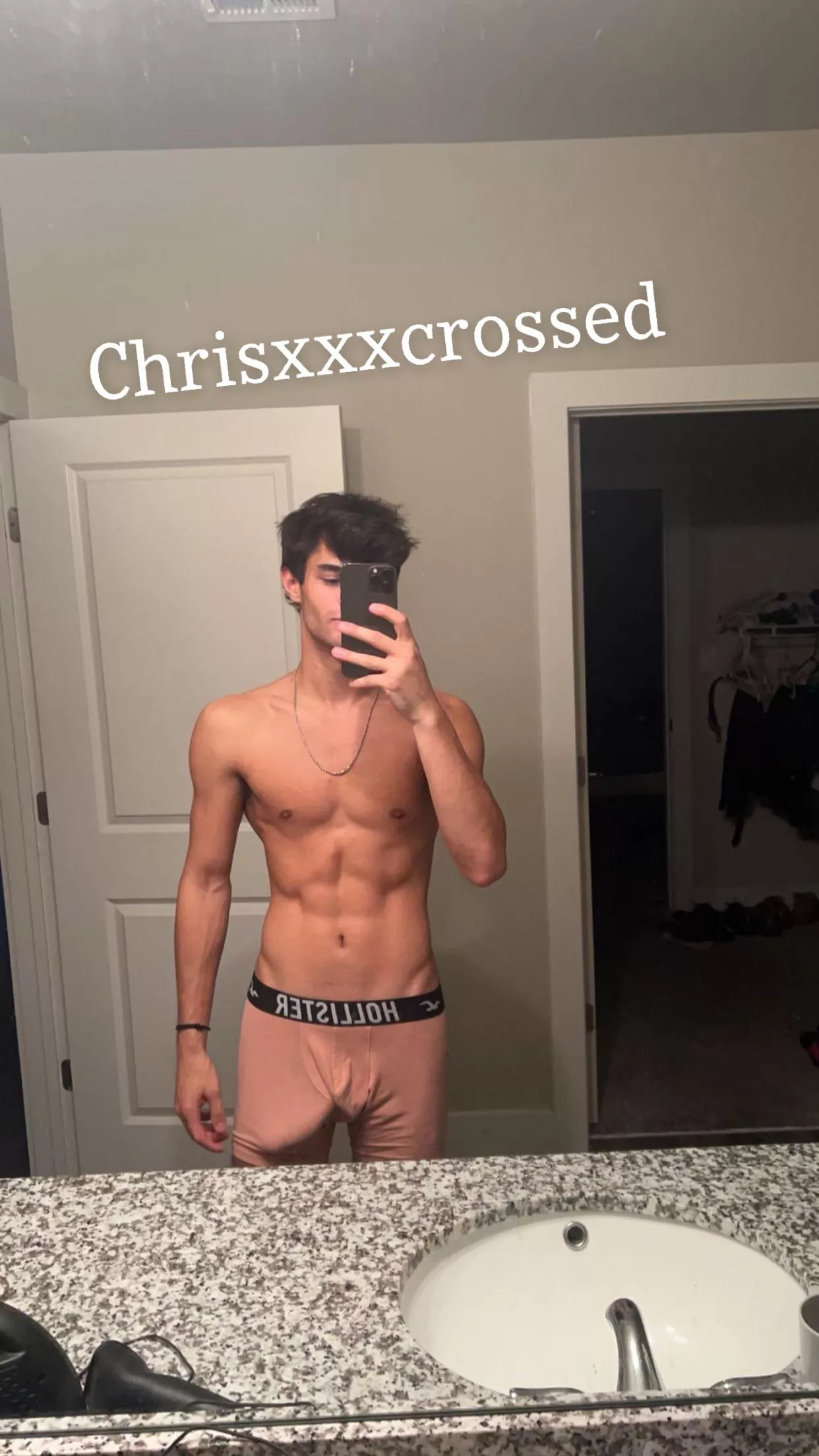 Wonder who has masturbated to my pics and vids before posted by chris4458