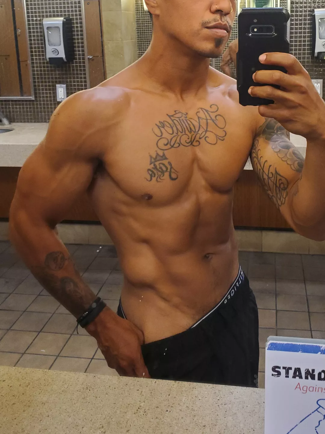Working on that V-Cut posted by shortkingfit_