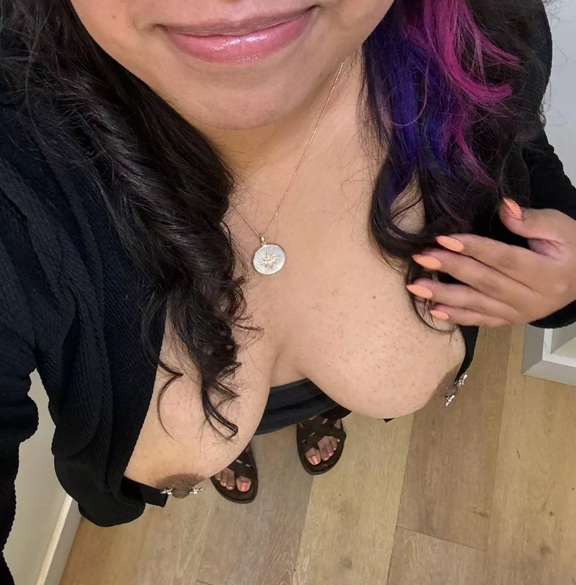 Your view since I’m short 🌈 posted by Littl3Birdie