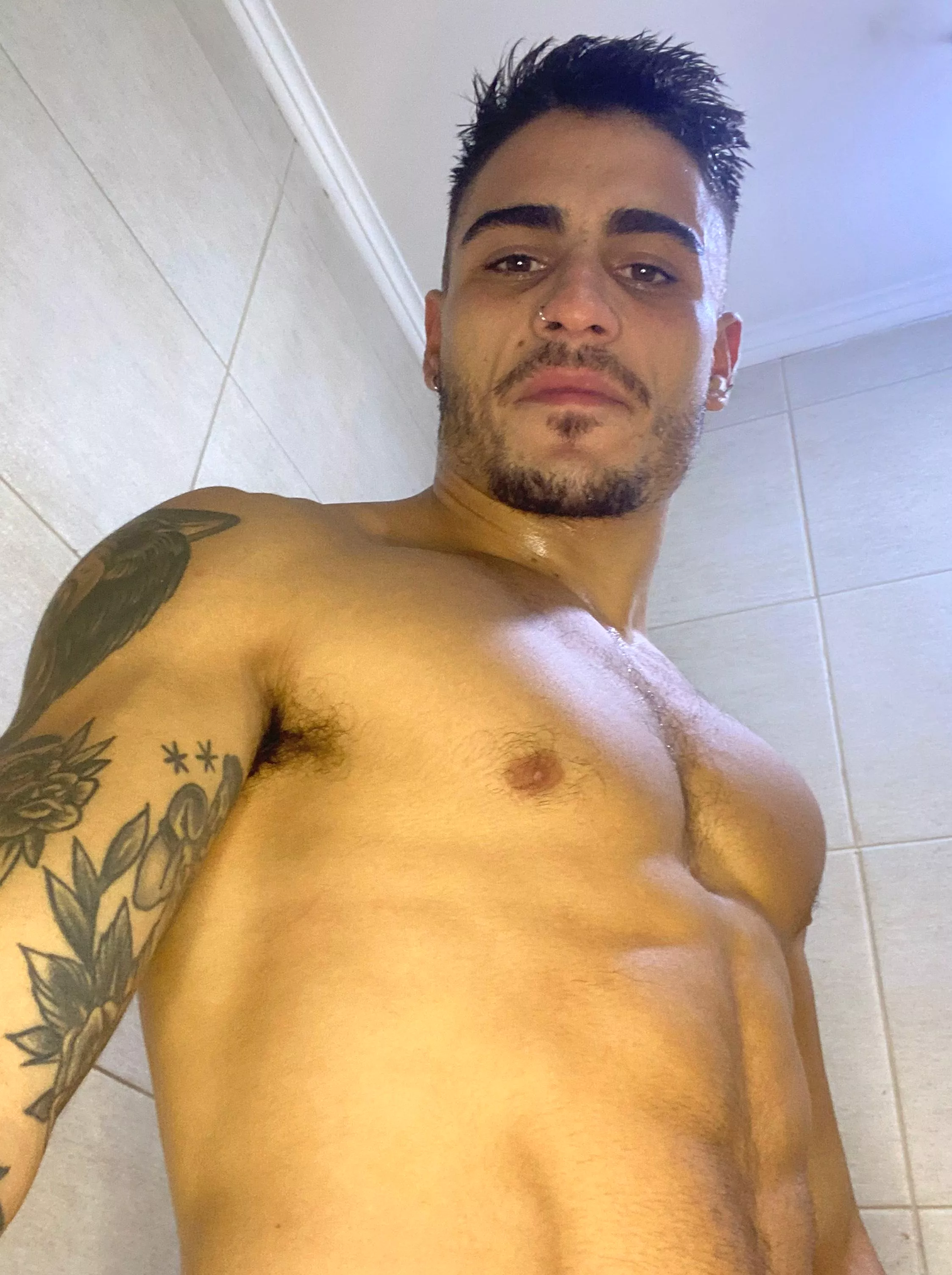 Get ready to be my cum bucket  posted by OliverKinggxoxo