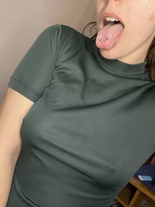 Hello darling. I’m back. Did you miss me? 😏 by badandpretty