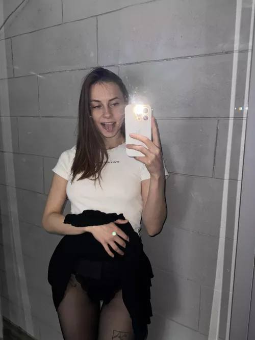 I want you to fuck me in front of this mirror by msdollythenextdoor