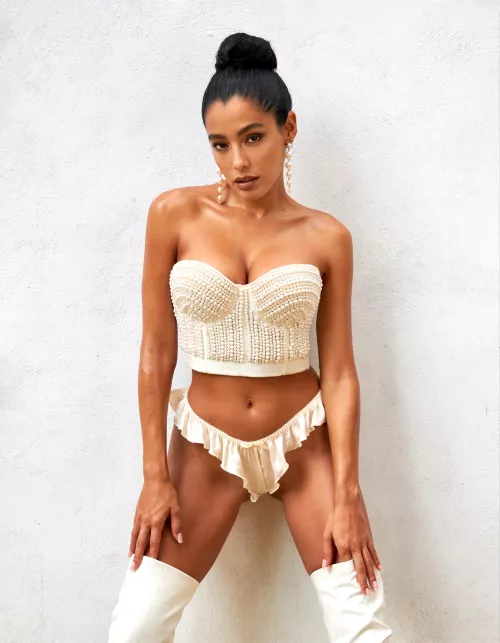 Just a 34yo freckled girl <3 by ashydeluca