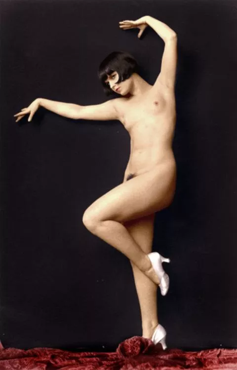 Louise Brooks posted by silveragecollector