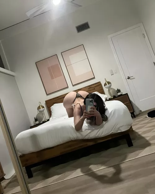 My ass could really use your tongue right now by annamarieoficial