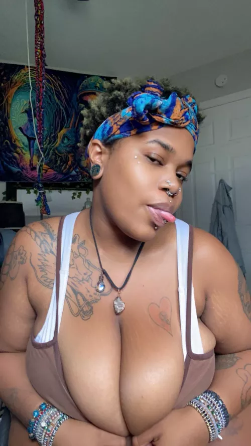 My boobies were made to give tittyfucks by Goddesssmelodie_