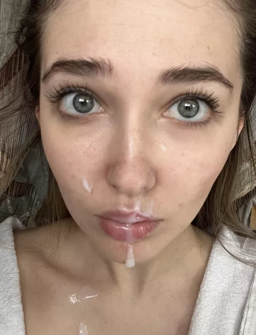 Need more cum by Arya_Doll