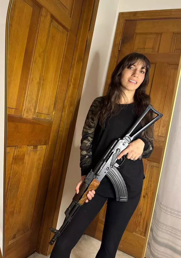 Romanian G kit posted by greengirl42069