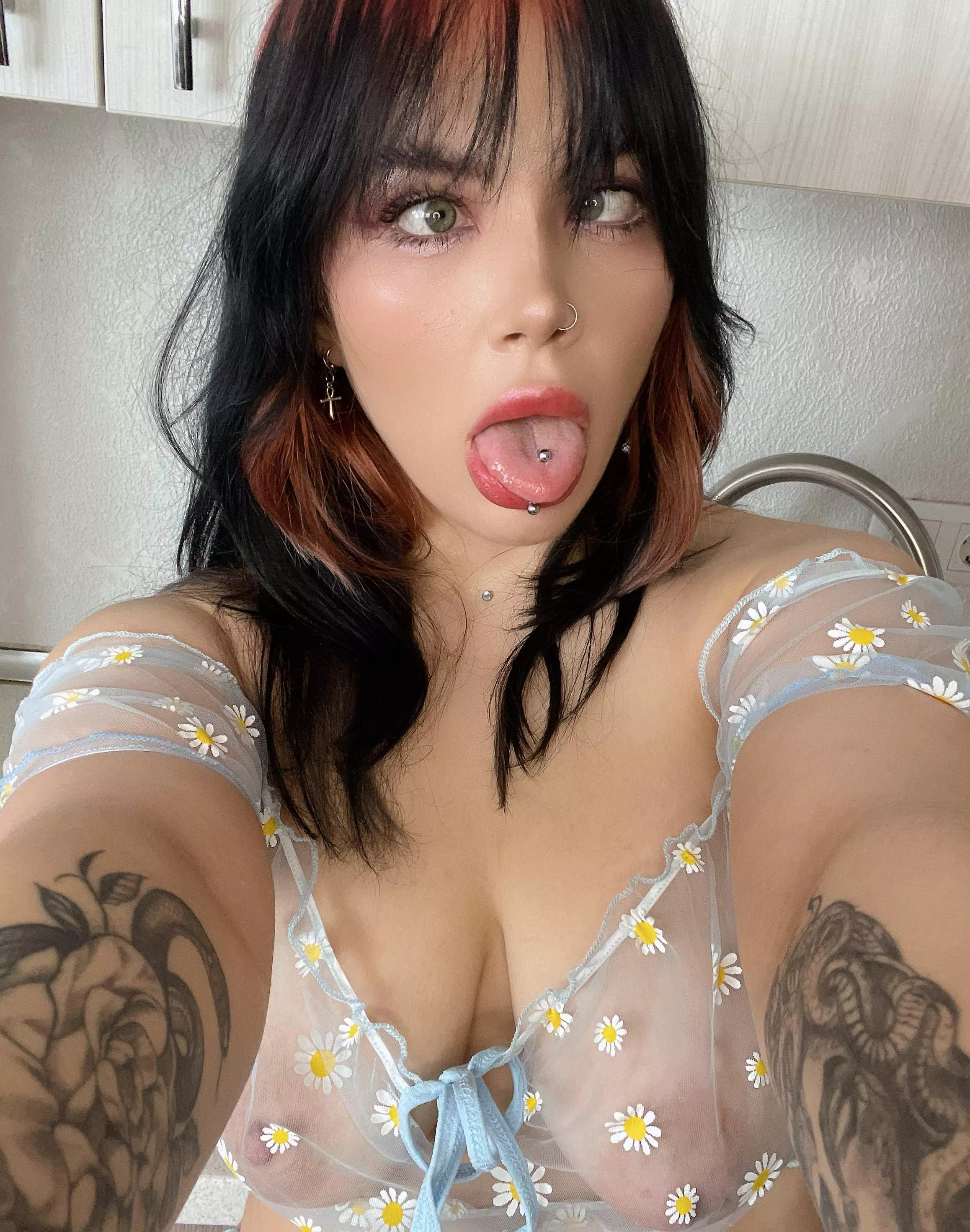 show me your french kisses posted by AloneGirl001