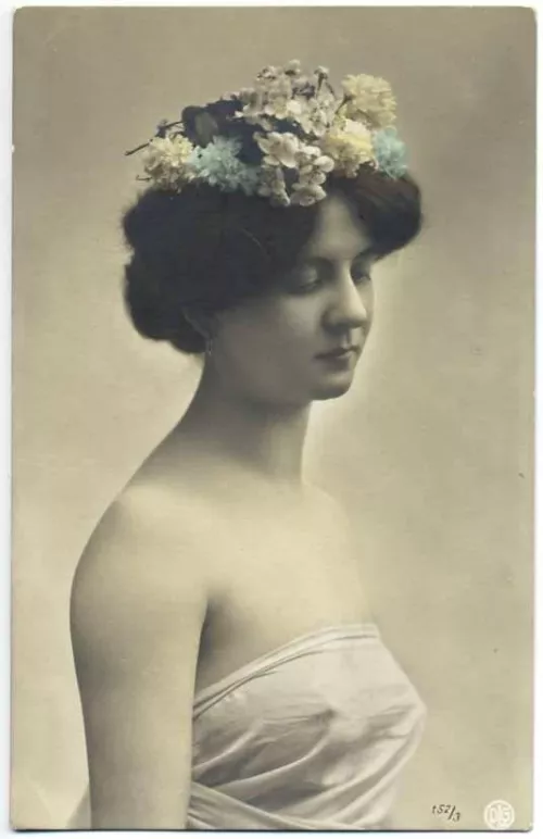 studio gal by Mundane-Employer-719