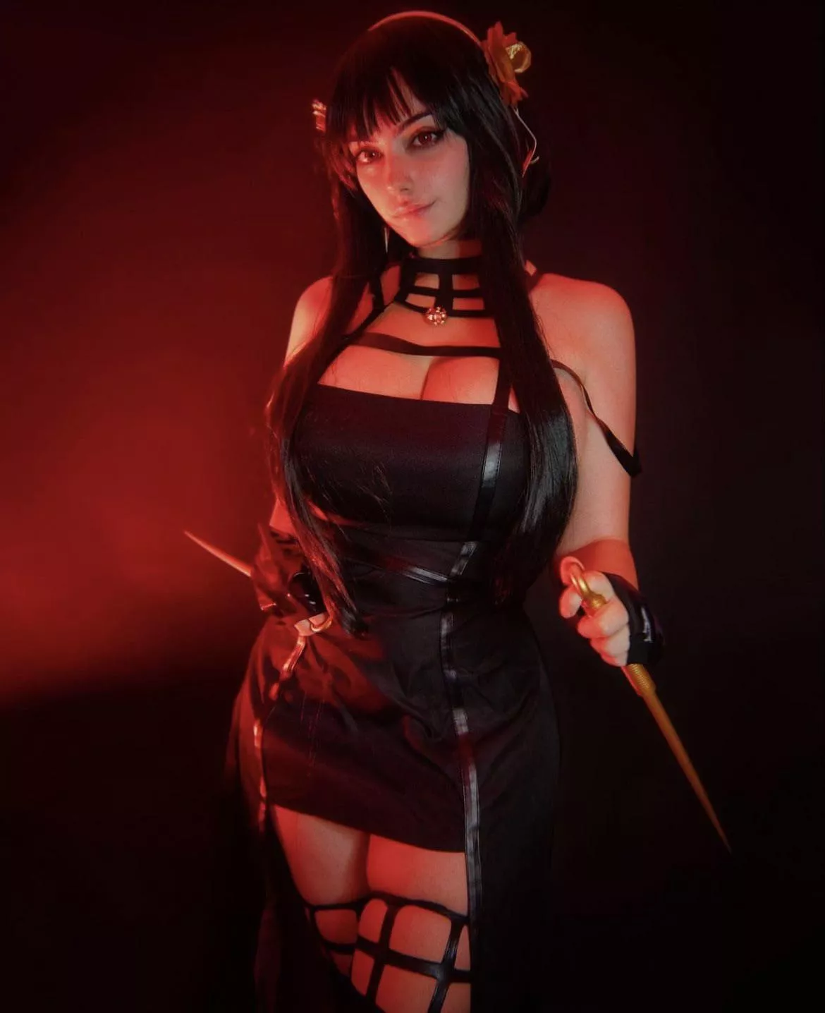 Yor Forger by shiftymine  posted by mrprofessional2424