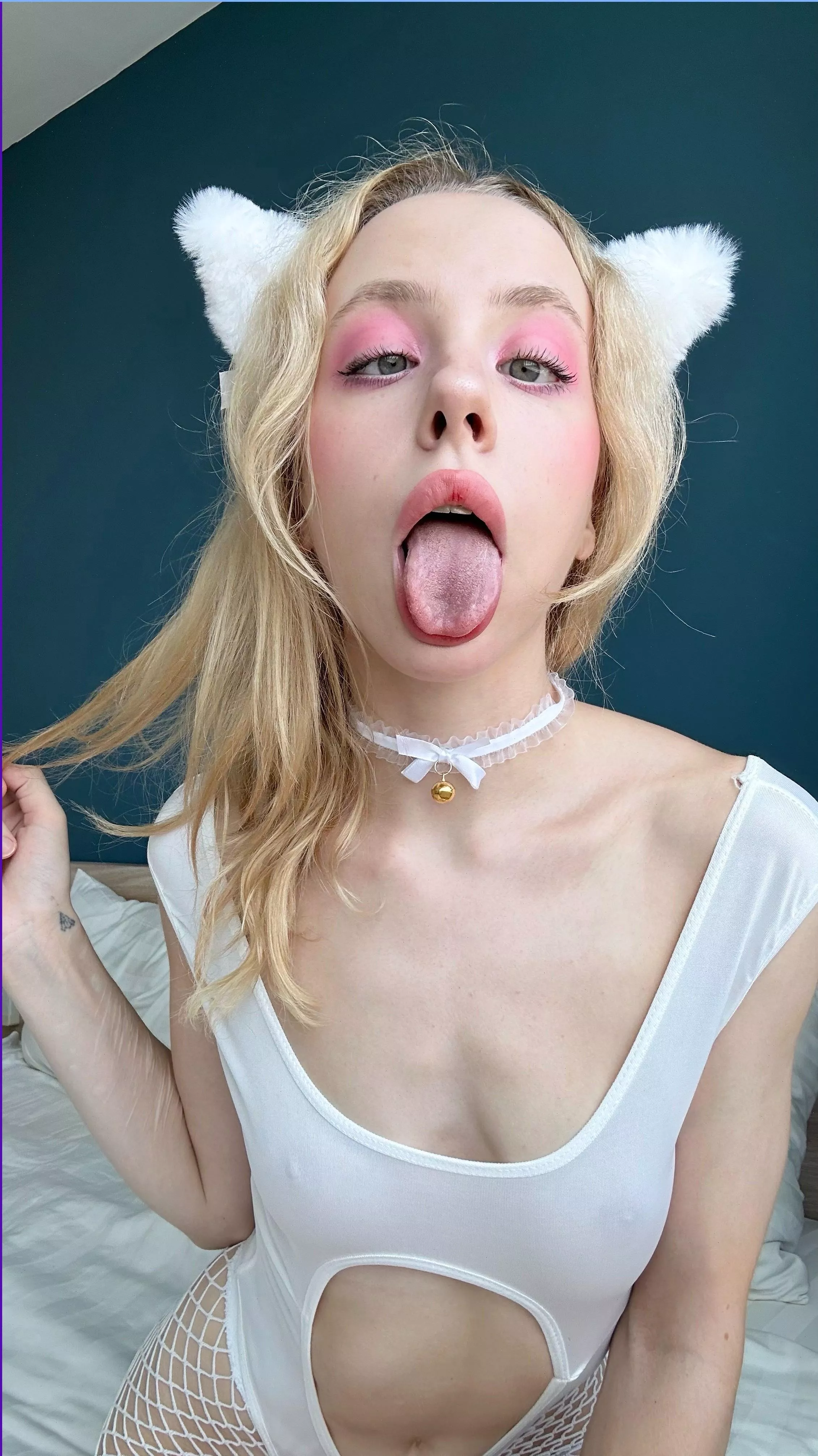 ahegao for you, senpai posted by Fun_and_sexy_
