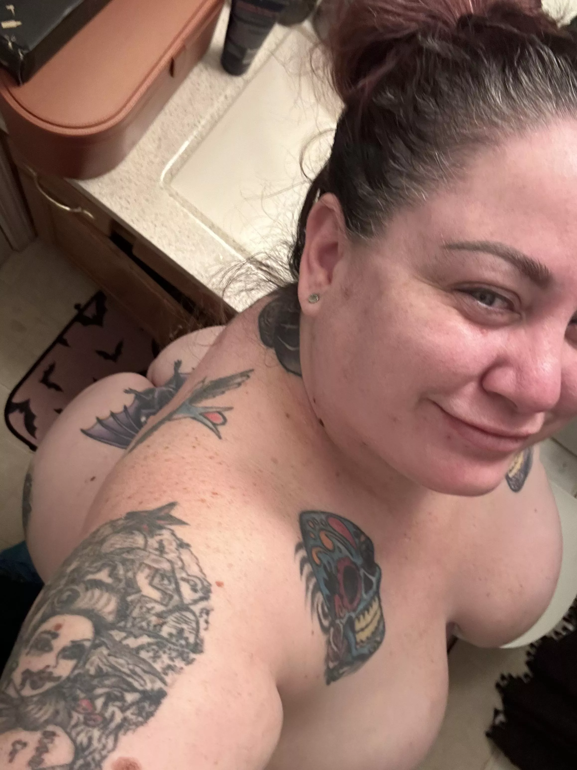 Cheeks so fat you see them from up top ;) posted by Opening_Procedure852