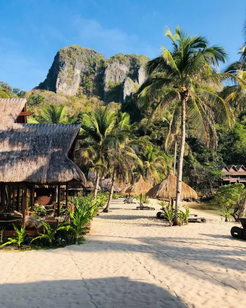 Collect moments, not things by sweetvelvet224