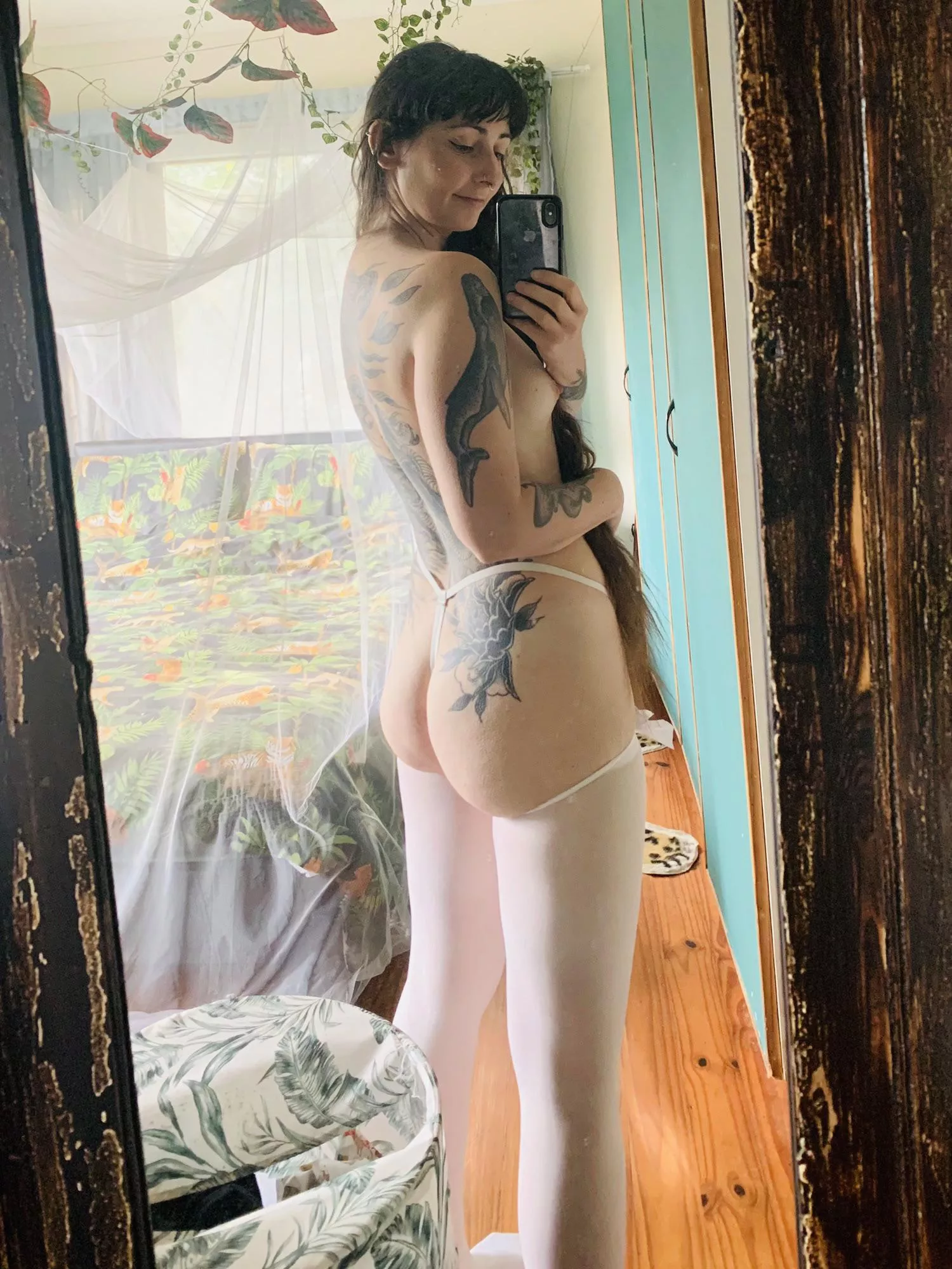 Do you like girls who are taller or shorter than you? [f] posted by Scarlet-is-here