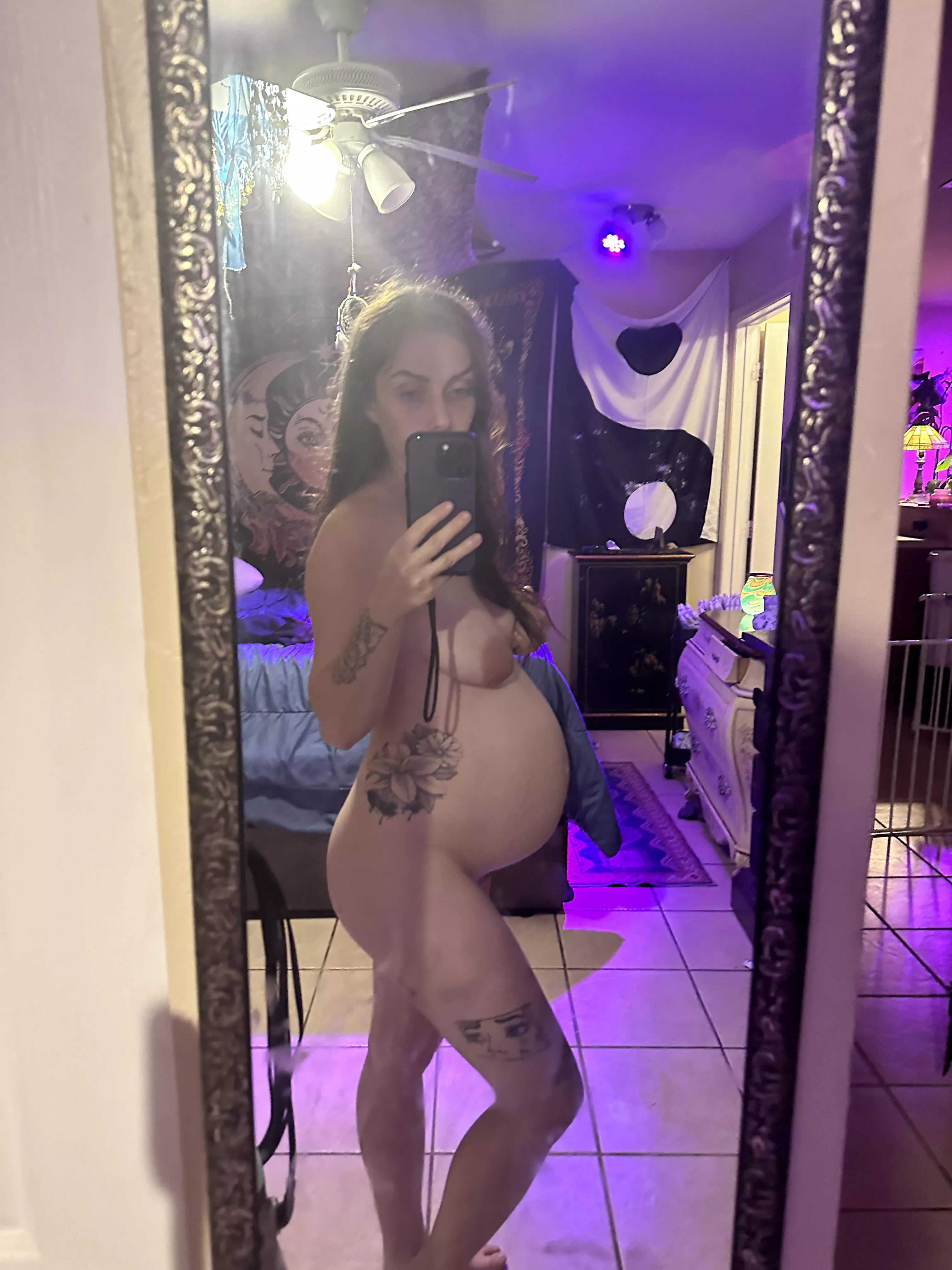 Feel huge 28 weeks posted by Vixensvideos