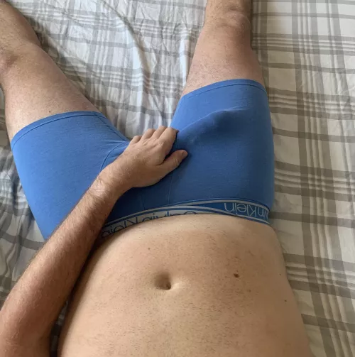 Feel me Friday? by BLO28