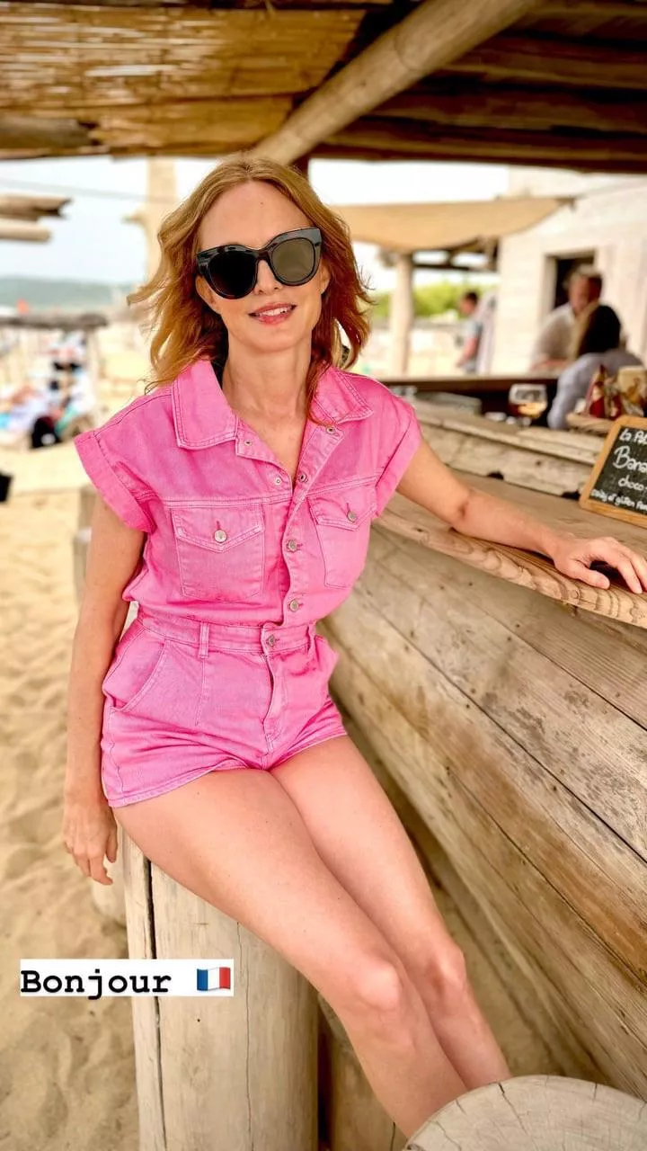 Heather Graham posted by wakkaffx2