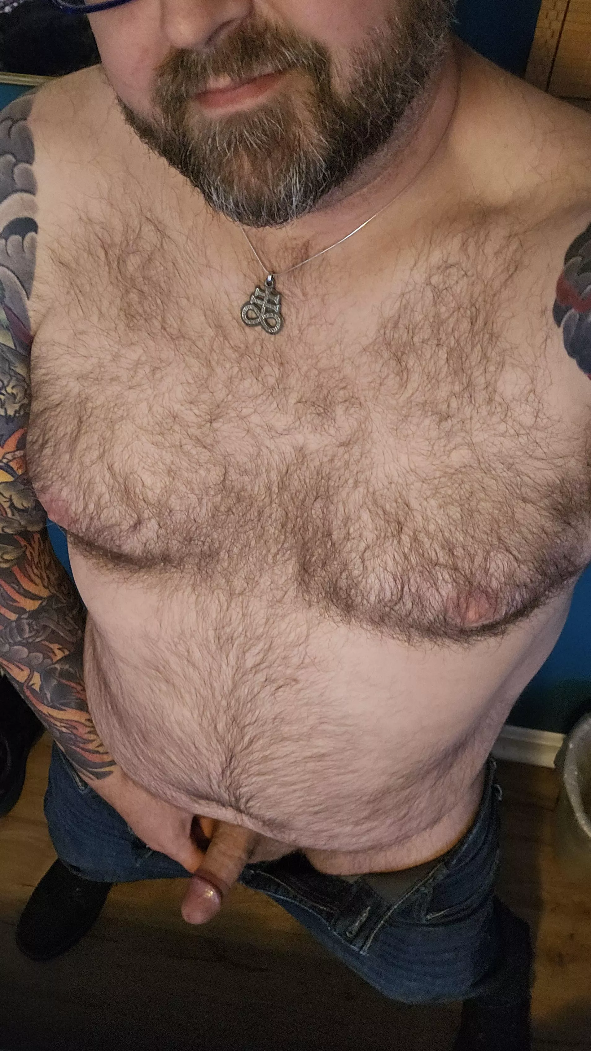 Just hoping someone likes what they see  posted by Just_Average2655