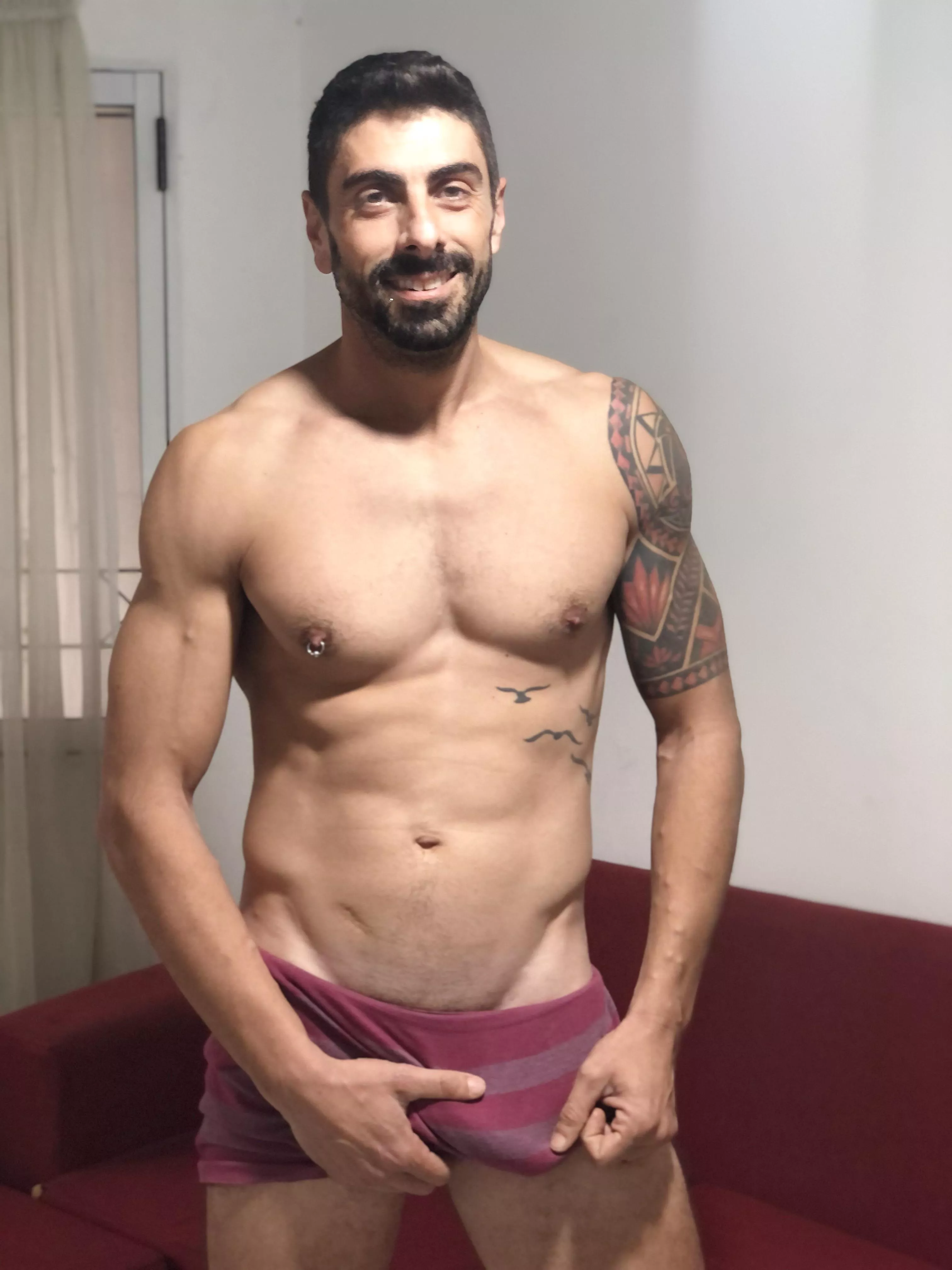 Look at my hand posted by giovandragons