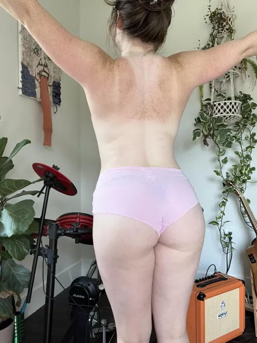 Tan lines and freckles by freckledspirit