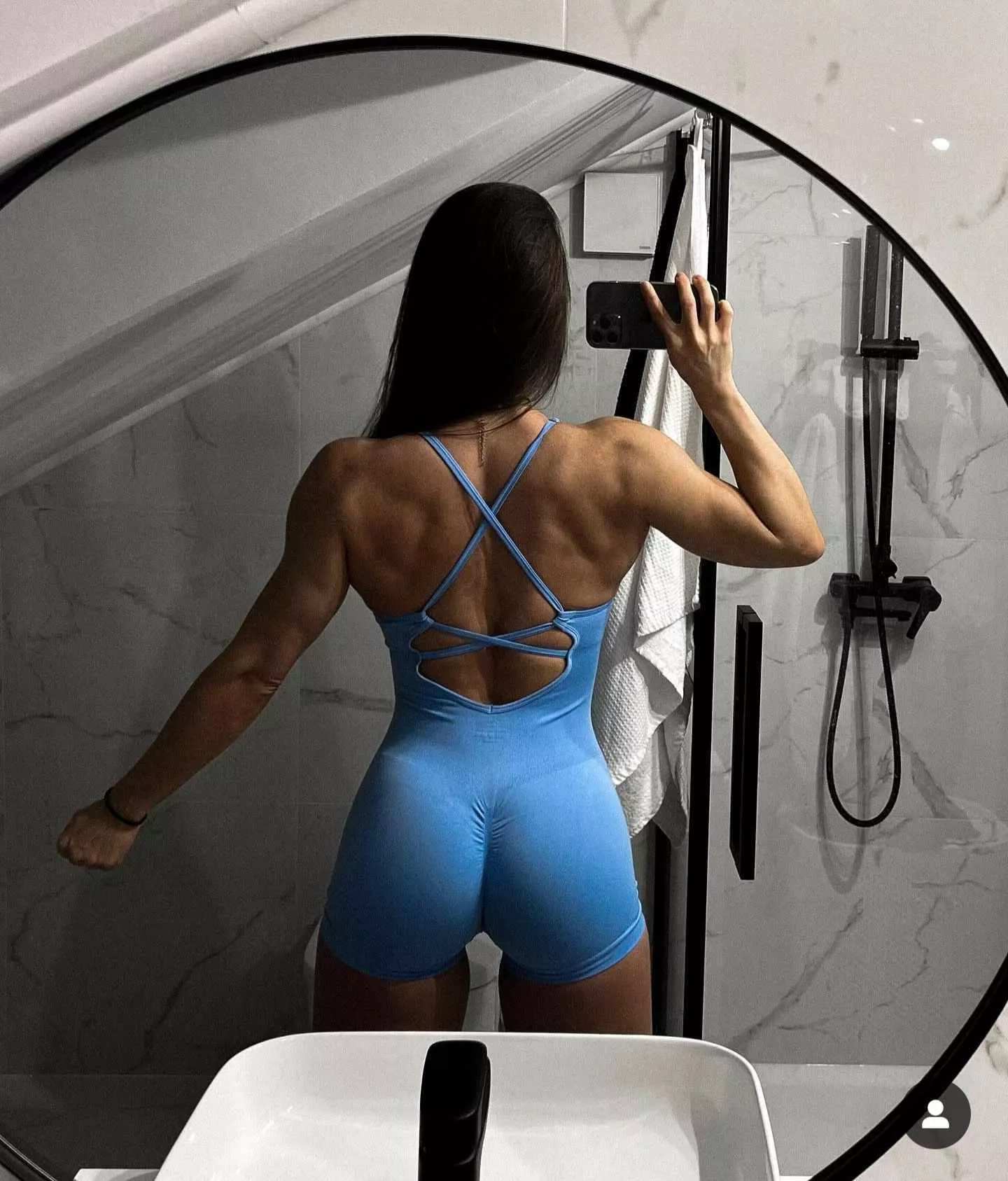 thoughts? [f] posted by linasphysiquexxx