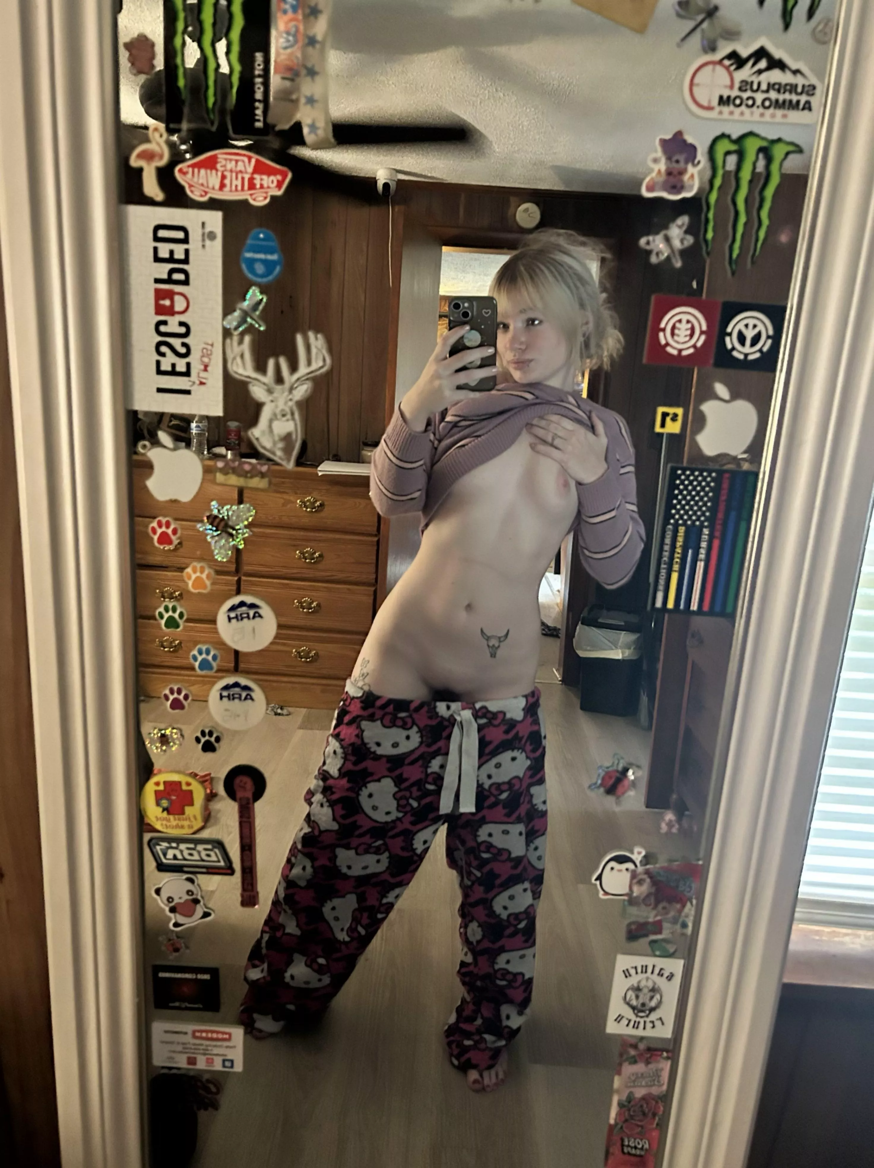 trying to look sexy for you posted by Sassy_Lilly
