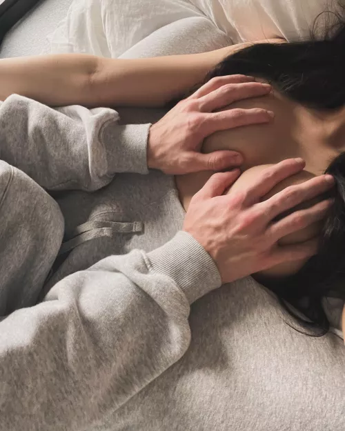 we’re looking for another set of hands :) by babyleira