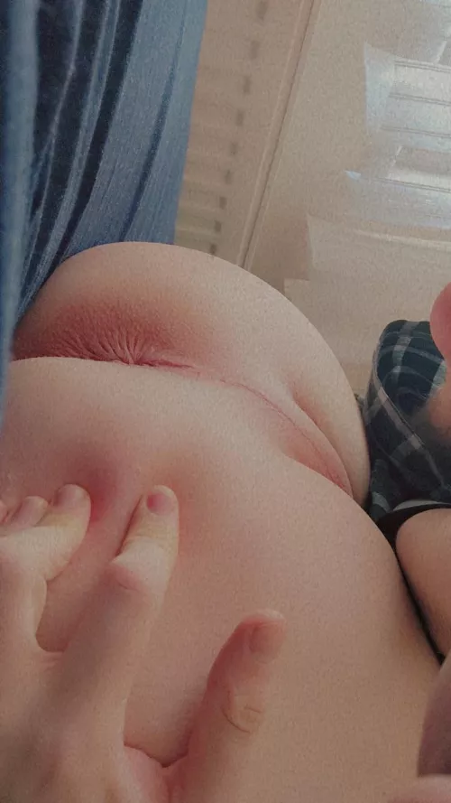 [18] Who wants my virgin pink tight pussy by lulu18twink