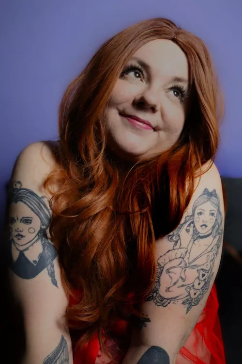 A cheeky grin, a twinkle in her eye - is it any wonder hearts are stolen? by JakiJackpot