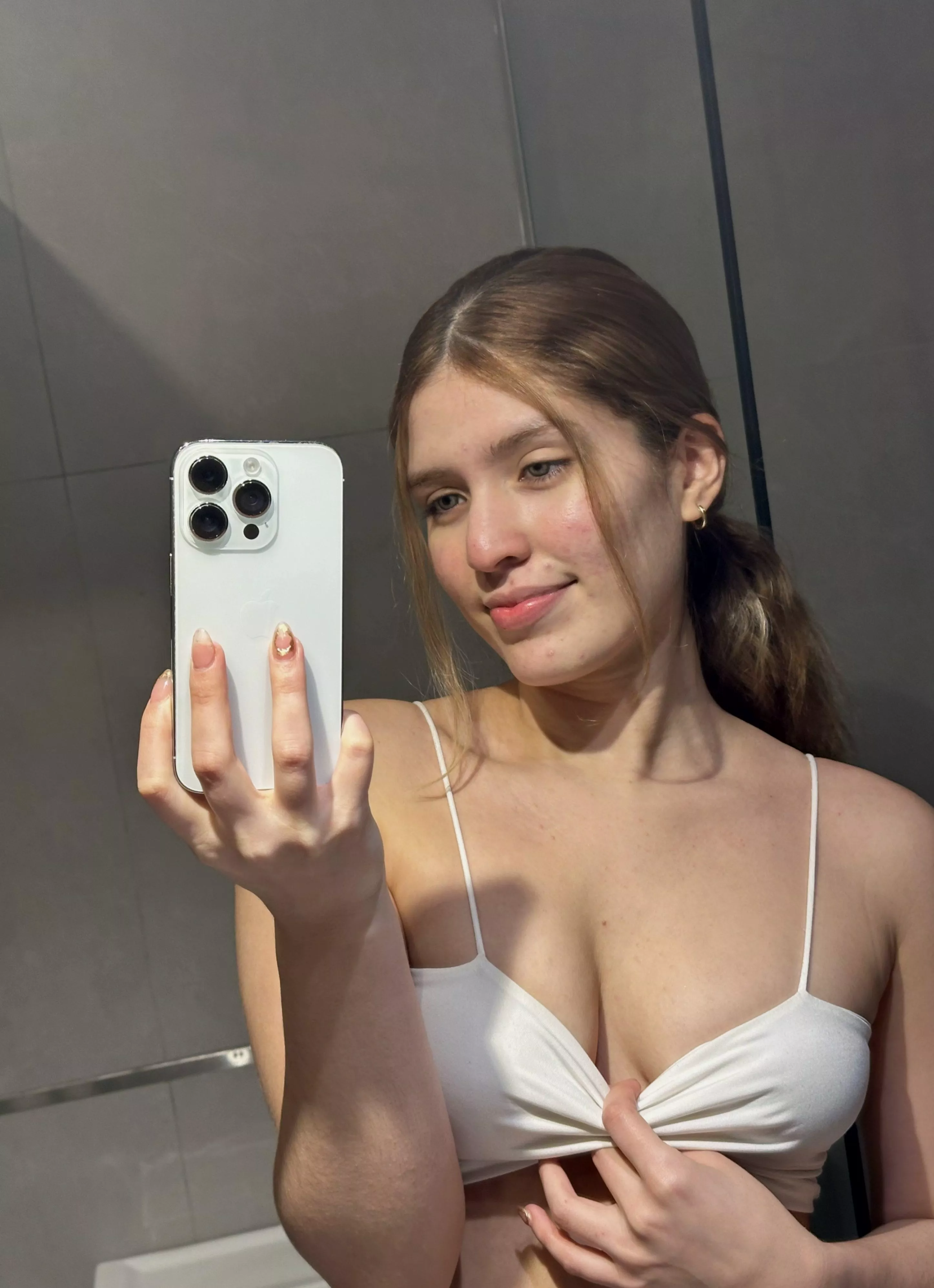 Are you into girls like me? posted by Liyababy69