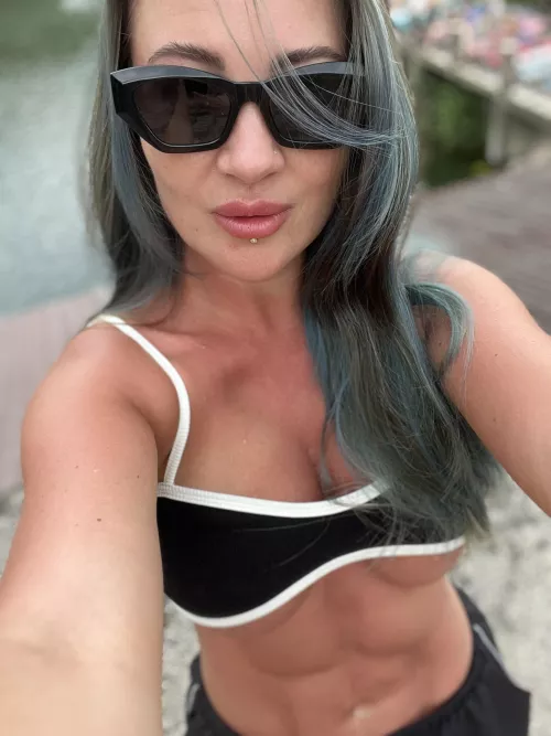 (F) I'm going to sunbathe after a hard workout by mi_meowa