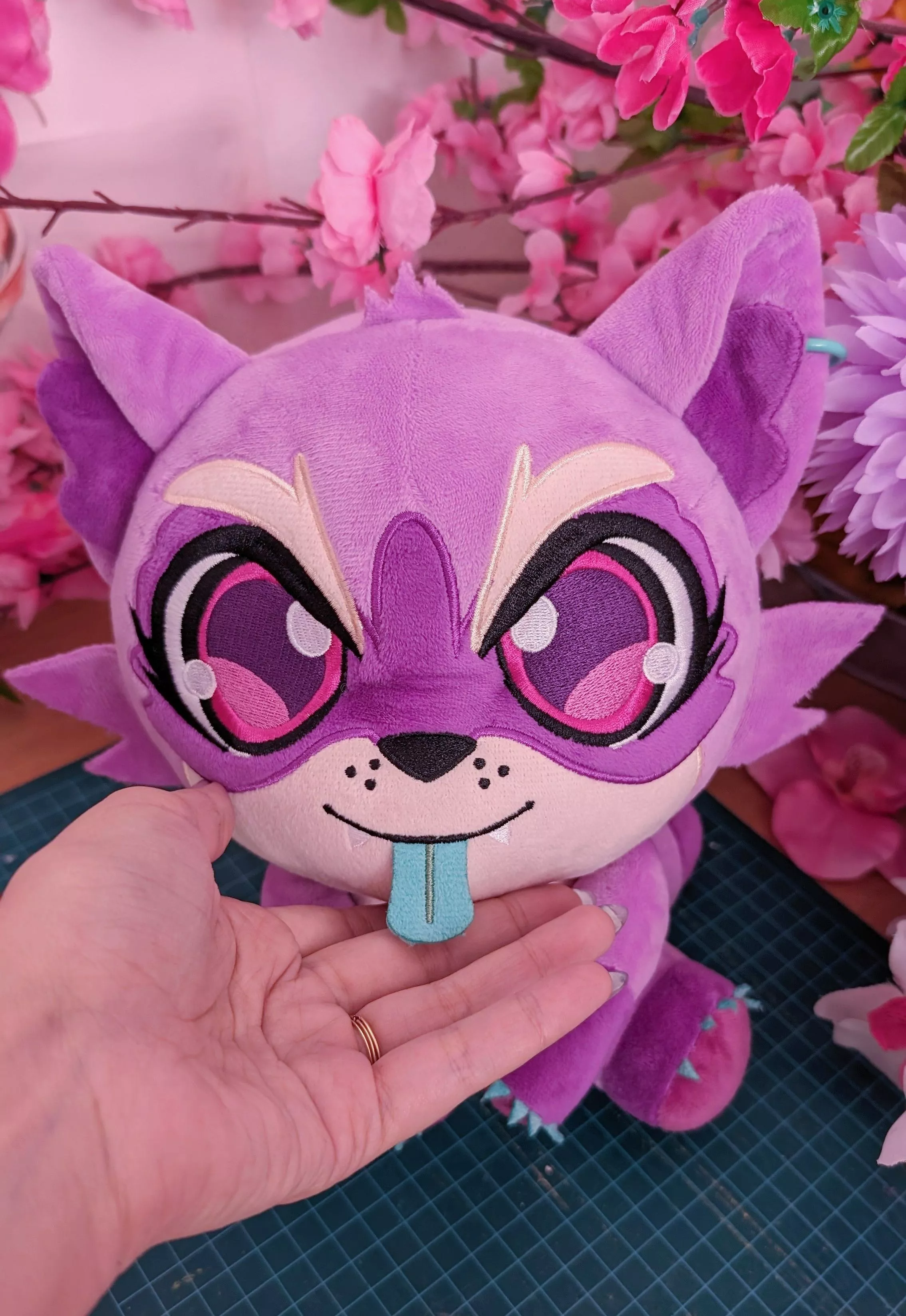 for the people curious about how my plush's face turned out lol: posted by zeekayart