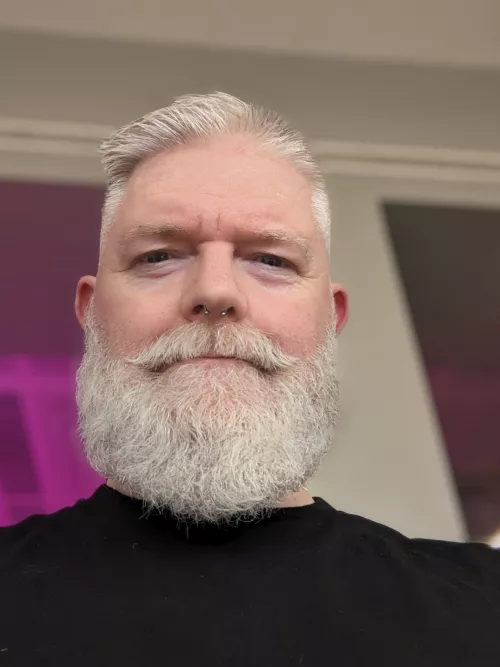 Hi there! by rbpggugu