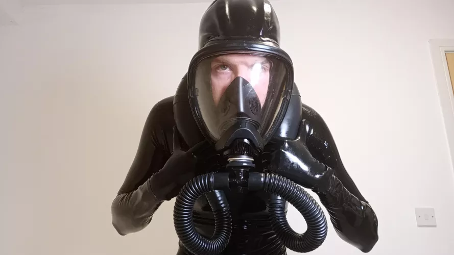 Hooded gas mask makes full enclosure easier by TheRubberyGuy