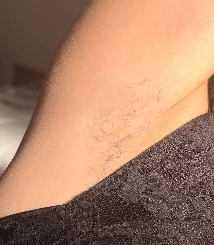 if you really really love armpits...this pic is for you posted by sweetbarbiegirl